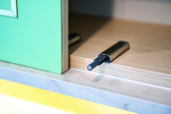Push to Open HP 10938 - Image 2